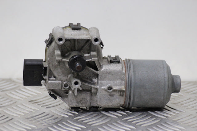 Ford Focus 2010 Front Wiper Motor