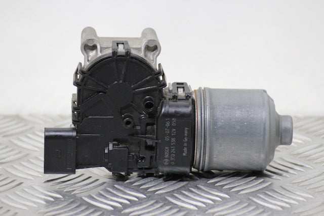 Opel Astra 2004 Front Wiper Motor