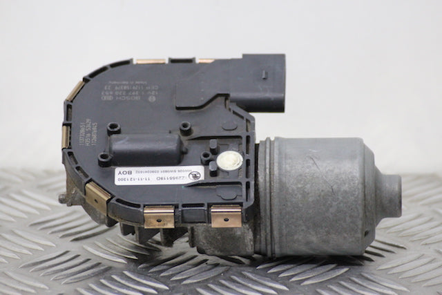 Skoda Octavia 2012 Front Wiper Motor