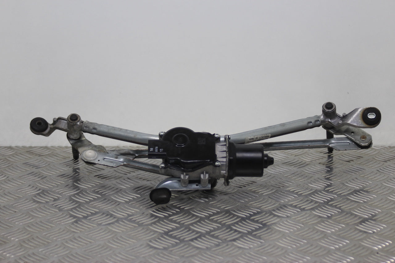 Renault Captur 2019 Front Wiper Motor
